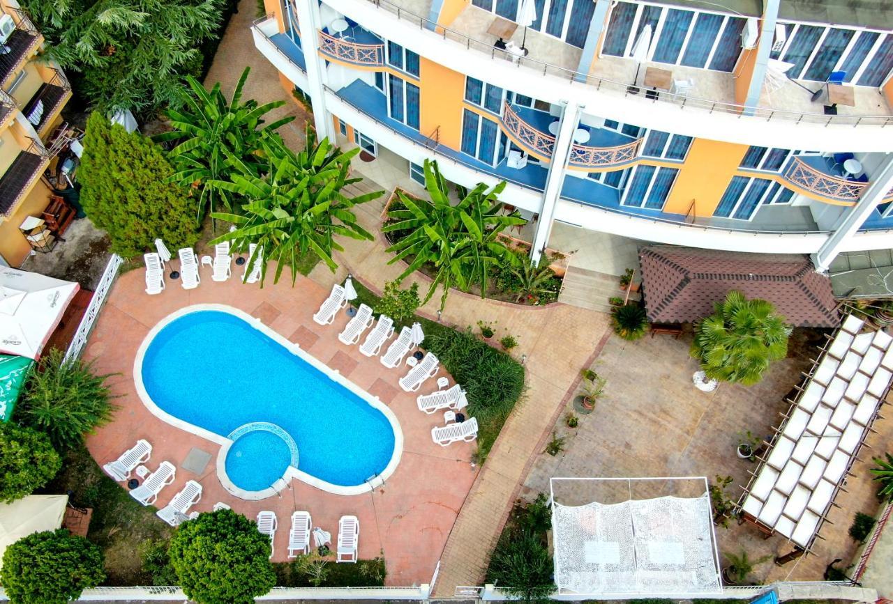 Copacabana Hotel Ravda Exterior photo